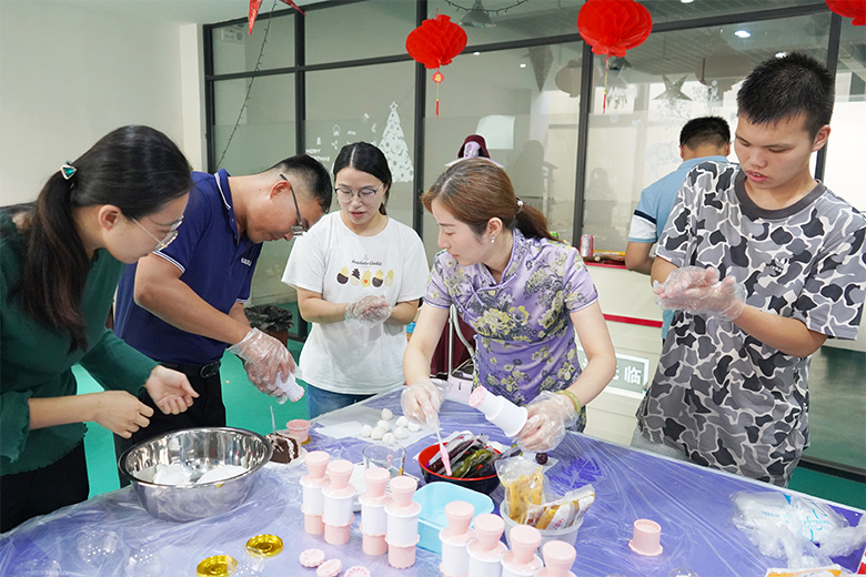 月圓中秋 · 集體慶生 | 溫馨九月，迎佳節，賀生辰，共團圓！