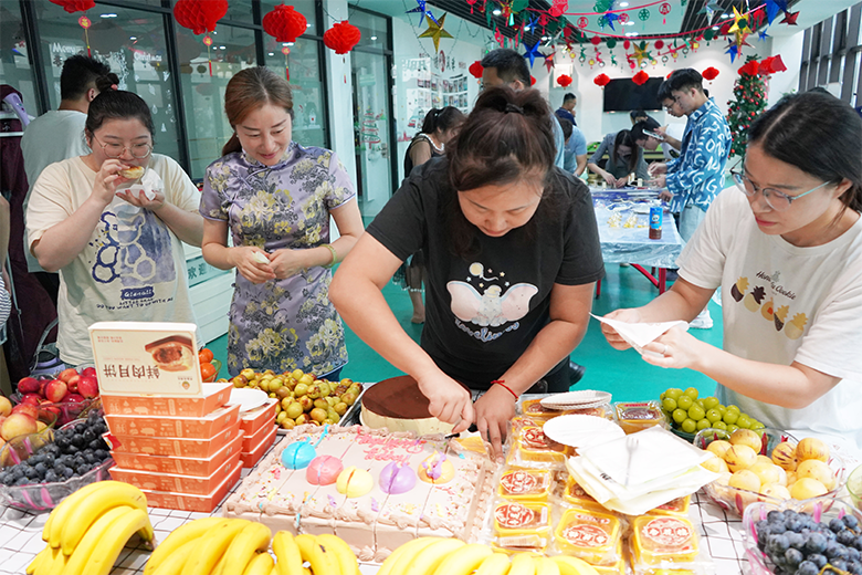 月圓中秋 · 集體慶生 | 溫馨九月，迎佳節，賀生辰，共團圓！
